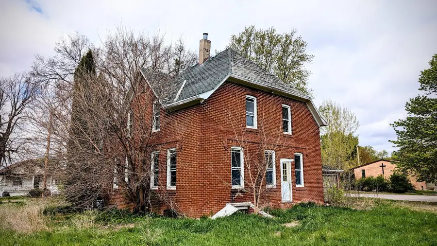 255 5th Street N, Butterfield, MN 56120 - #3