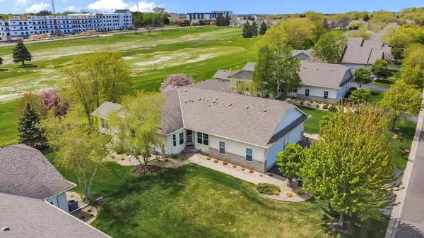 551 Holly Lane N, Saint Paul, MN 55128