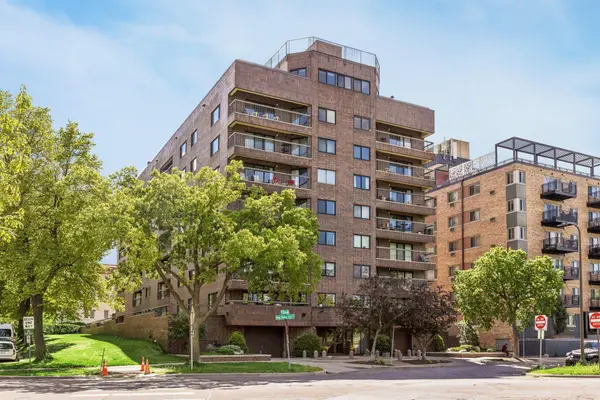 2885 Knox Avenue S #706, Minneapolis, MN 55408