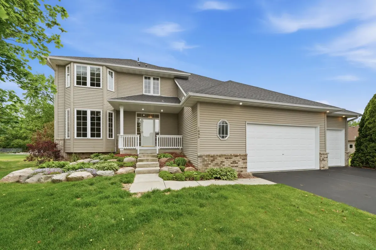 1693 Windsor Drive S, Shakopee, MN 55379 - #1