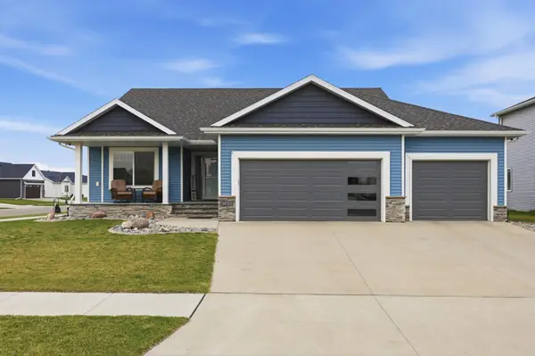 8853 Meadowlark Parkway, Horace, ND 58047