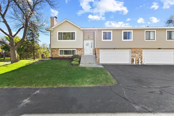 486 97th Lane Ne, Minneapolis, MN 55434