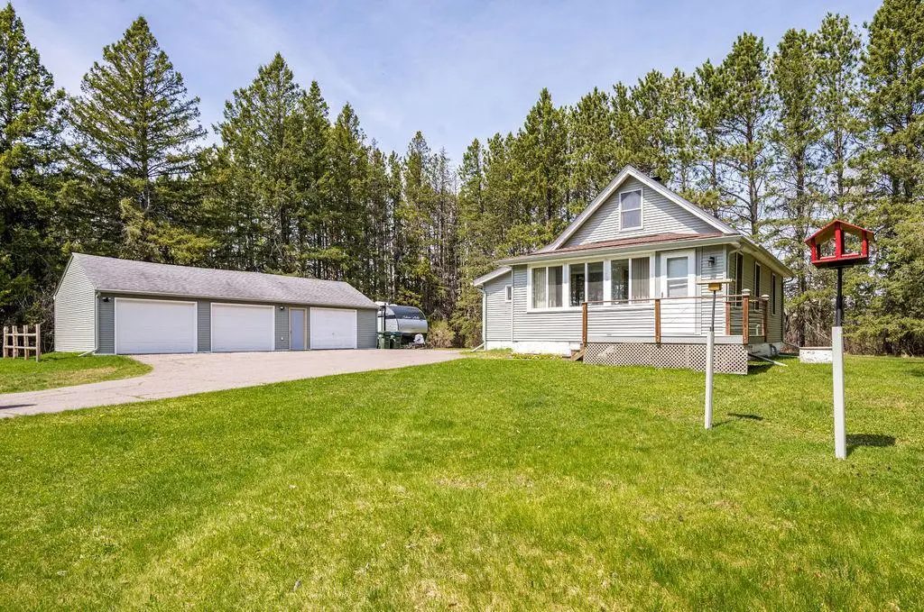 7 North Cloquet Road, Esko, MN 55733 - #1