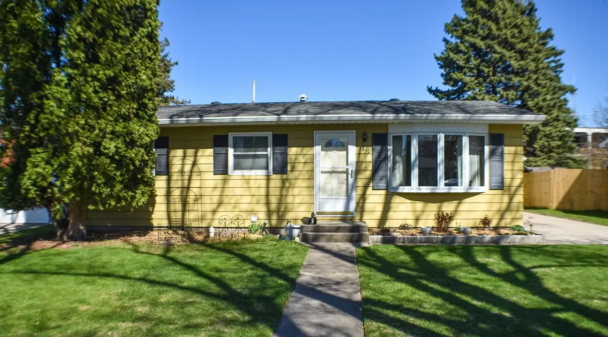 1410 19 1/2 Street S, Moorhead, MN 56560 - #1