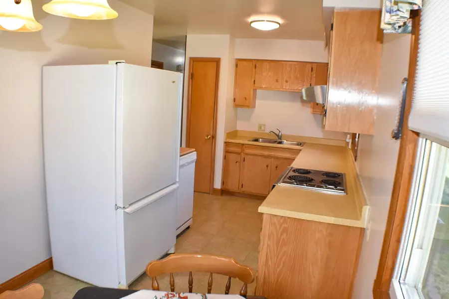 1410 19 1/2 Street S, Moorhead, MN 56560 - #3