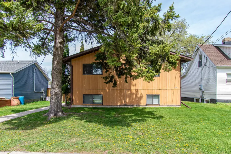 1605 5th Avenue S, Fargo, ND 58103 - #2