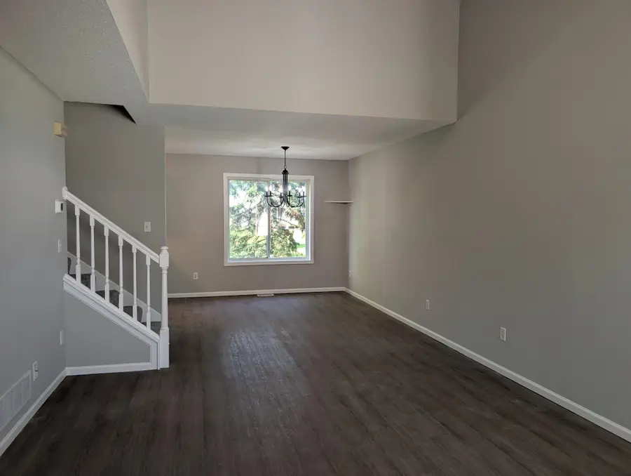 9814 Hamlet Lane S, Cottage Grove, MN 55016 - #2
