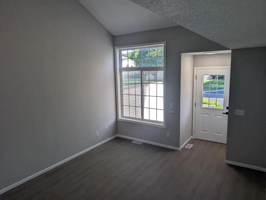 9814 Hamlet Lane S, Cottage Grove, MN 55016 - #3