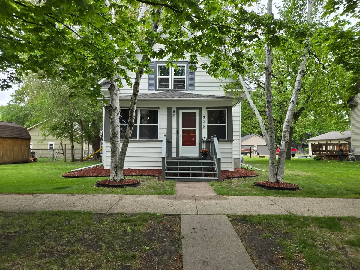 336 Erie Street Se, Hutchinson, MN 55350 - #1