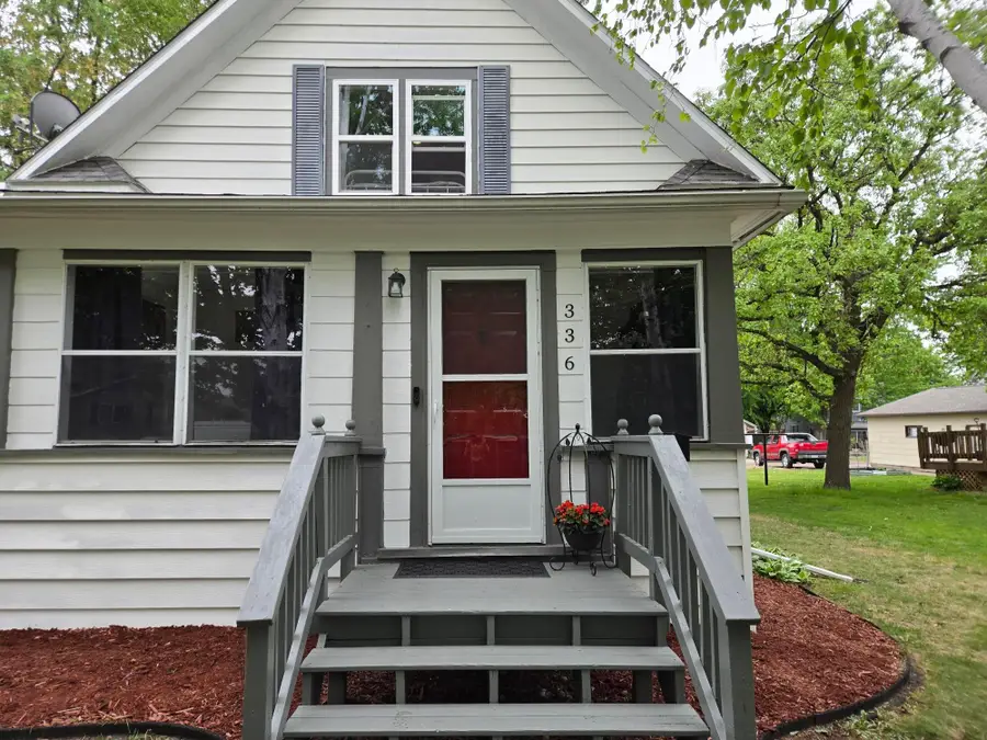 336 Erie Street Se, Hutchinson, MN 55350 - #2