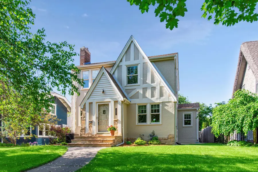 1731 Hillcrest Avenue, Saint Paul, MN 55116 - #2