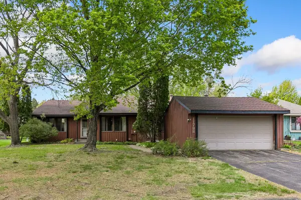 11788 Red Fox Drive, Osseo, MN 55369