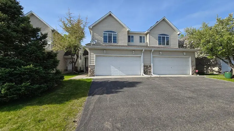1220 Dupont Lane N, Minneapolis, MN 55444 - #2