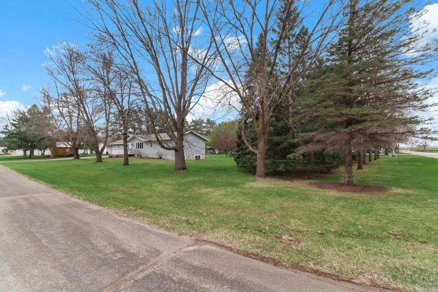 418 N Clayborn Avenue, Parkers Prairie, MN 56361 - #3