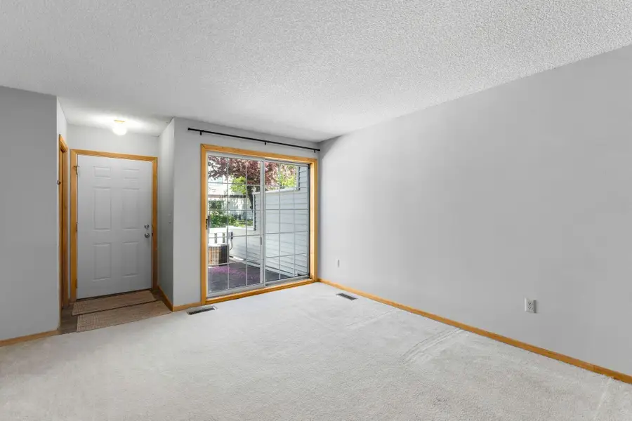 4026 Wilshire Circle #76, Shoreview, MN 55126 - #3