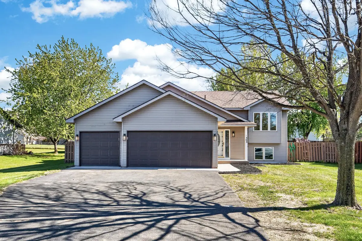 303 Elm Street Sw, Isanti, MN 55040 - #1