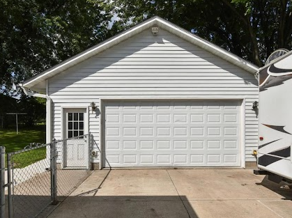 815 10th Avenue, Howard Lake, MN 55349 - #3