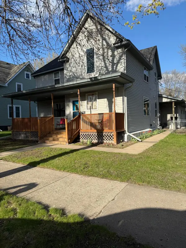318 S 7th Street, Montevideo, MN 56265