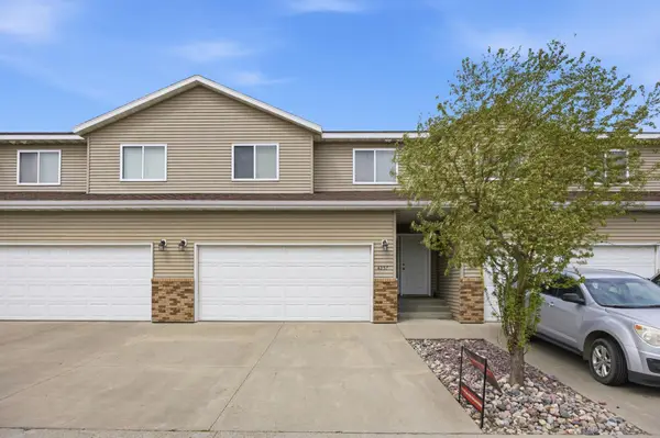 4257 Estate Drive S, Fargo, ND 58104