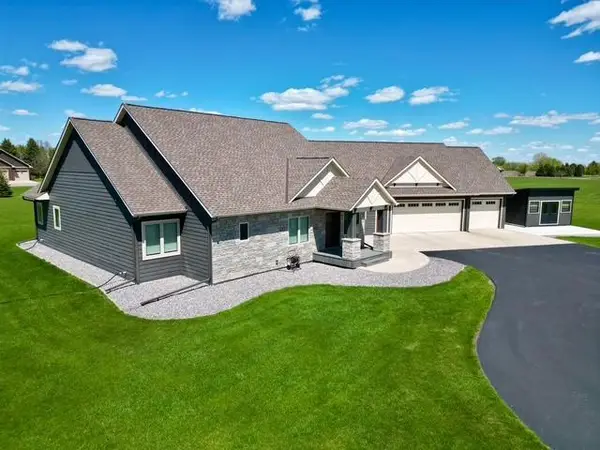 37037 337th Street, Redwood Falls, MN 56283