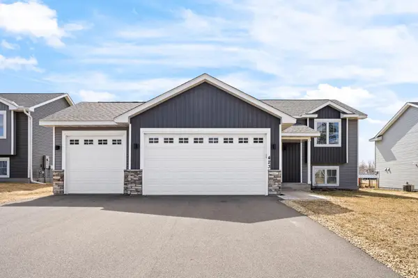 423 Eagle Street Nw, Isanti, MN 55040