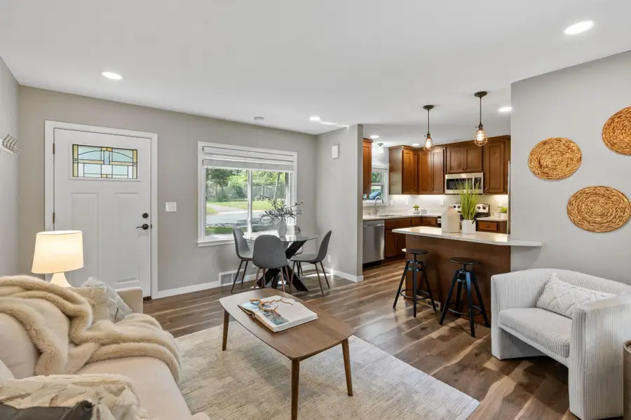 2097 Belmont Lane E, Saint Paul, MN 55109 - #3