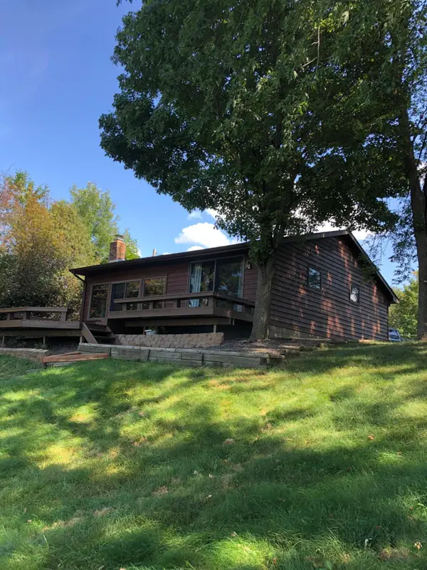 43923 Vista Road, Isle, MN 56342