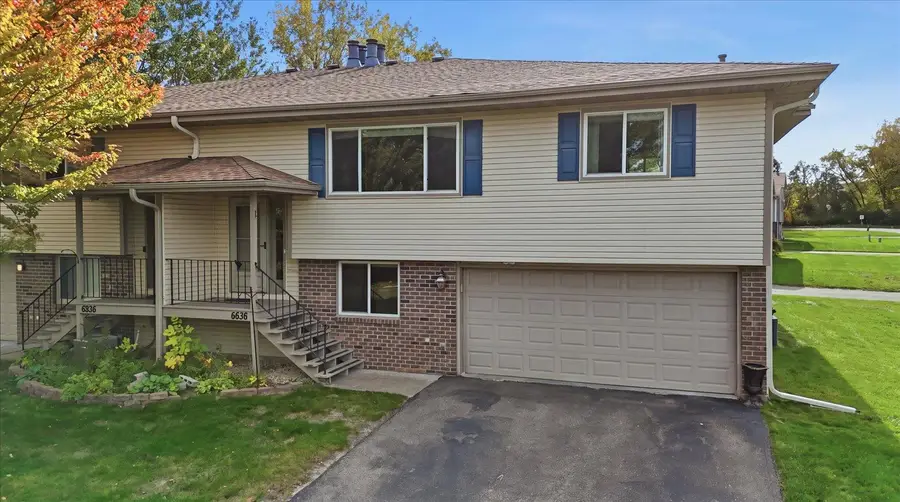 6838 Sandlewood Road, Woodbury, MN 55125 - #2