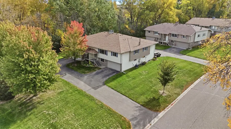 6838 Sandlewood Road, Woodbury, MN 55125 - #3