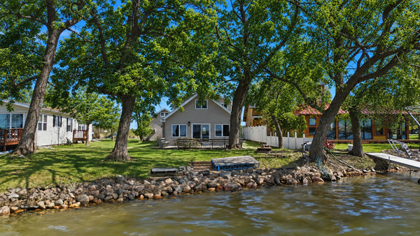 192 Shorewood Drive, Detroit Lakes, MN 56501