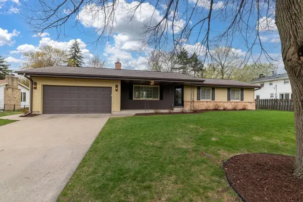 3009 W 100th Street, Minneapolis, MN 55431