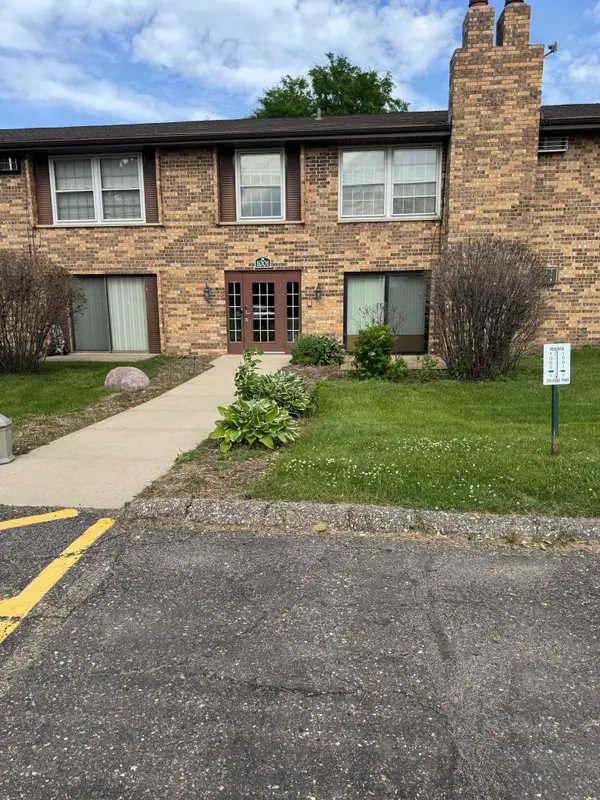 1001 11th Avenue S #5, Hopkins, MN 55343