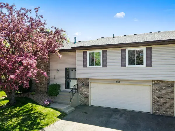 14727 94th Place N, Maple Grove, MN 55369
