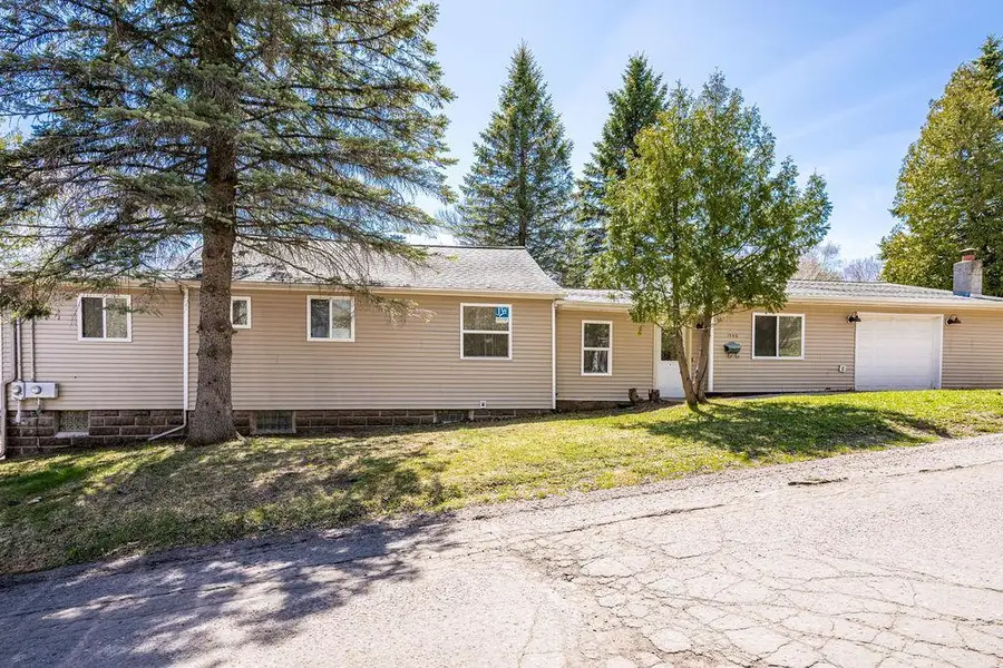 1540 N 7th Avenue E, Duluth, MN 55805 - #3