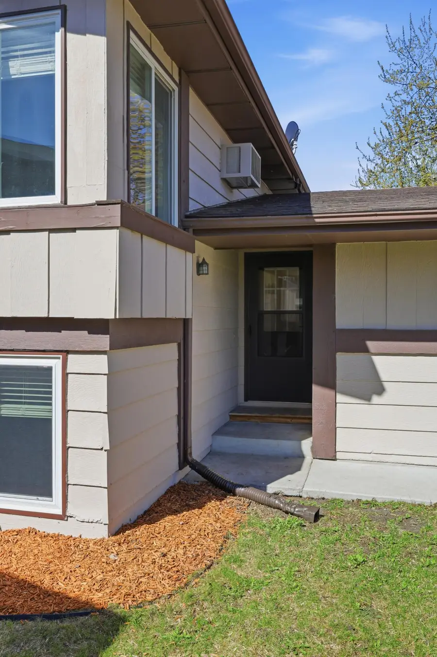 1808 28th Avenue S, Fargo, ND 58103 - #2