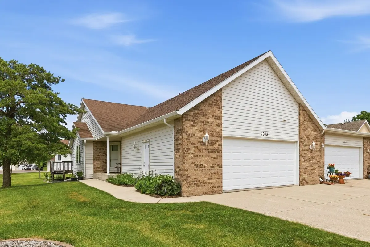 1013 Prairie View Drive Sw, Hutchinson, MN 55350 - #1