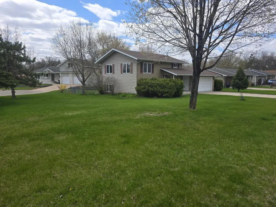 1333 Lori Avenue, Detroit Lakes, MN 56501 - #2