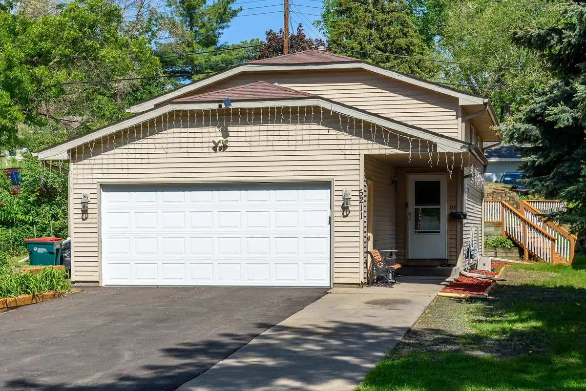 5211 6th Street Ne, Minneapolis, MN 55421 - #1