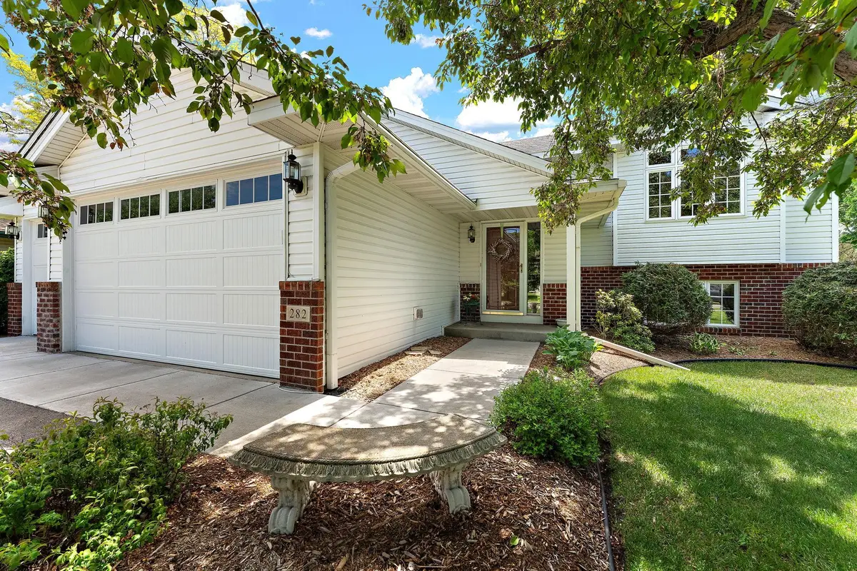 282 101st Court Ne, Blaine, MN 55434 - #1