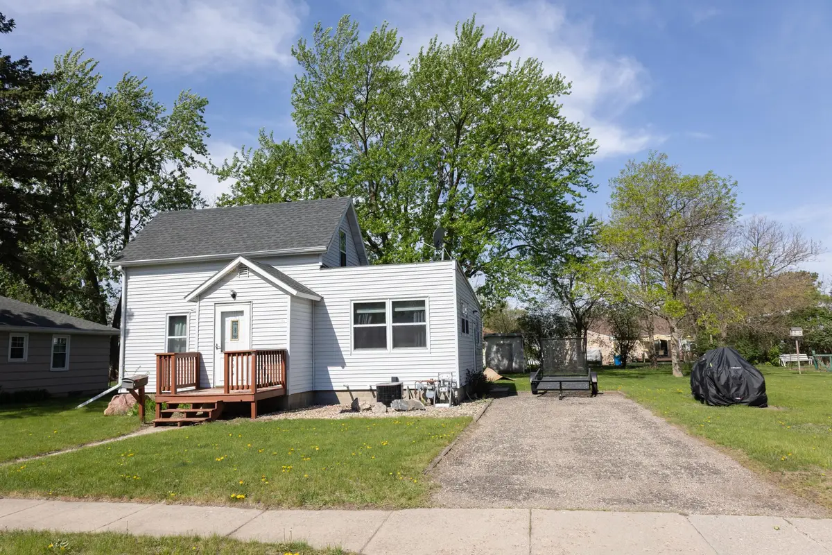 804 Redding Avenue, Windom, MN 56101 - #1