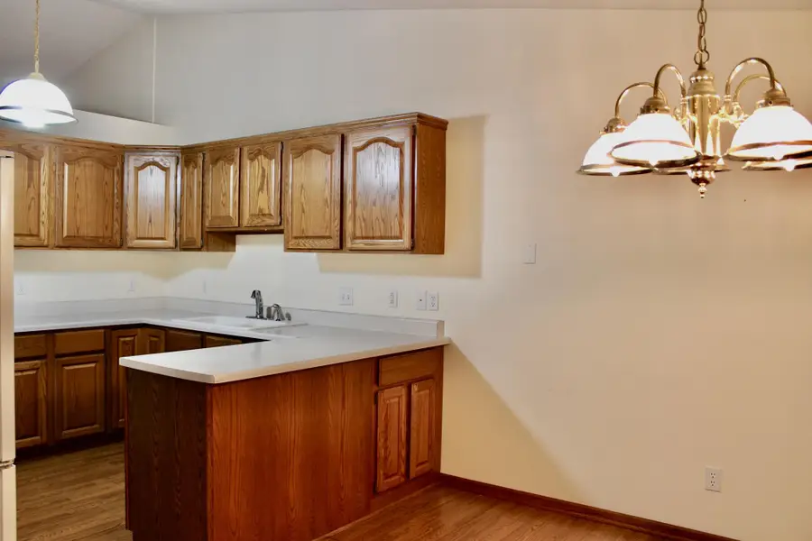 282 4th Avenue Sw, Blooming Prairie, MN 55917 - #3