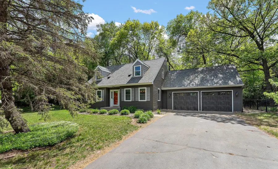 9888 Oak Shore Drive, Lakeville, MN 55044 - #2