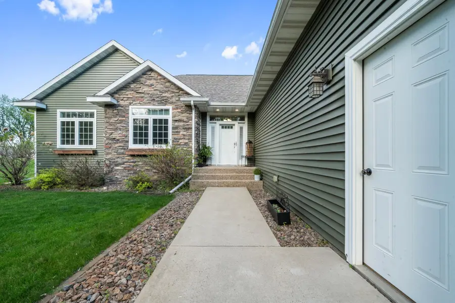 4201 Rue De Frenchman Ne, Alexandria, MN 56308 - #2