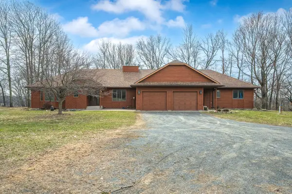 1729 40th Avenue, Amery, WI 54001