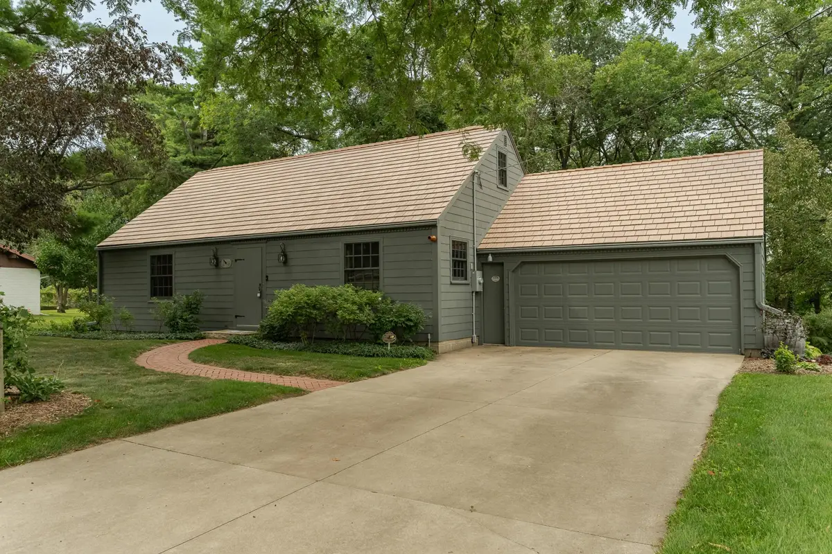 2645 Riverside Lane Ne, Rochester, MN 55906 - #1