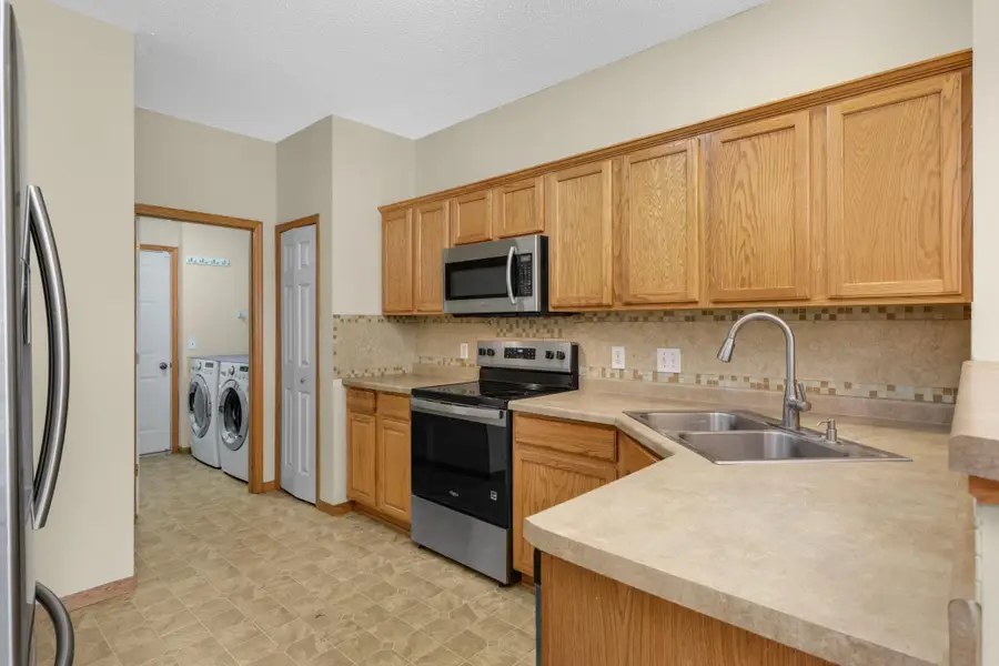 6869 Folkestone Road #614, Apple Valley, MN 55124 - #3