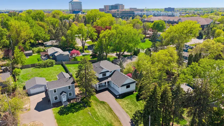 5319 Glenwood Avenue, Minneapolis, MN 55422 - #2