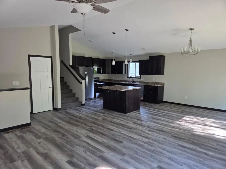 1029 Holton Ave, Brainerd, MN 56401 - #3