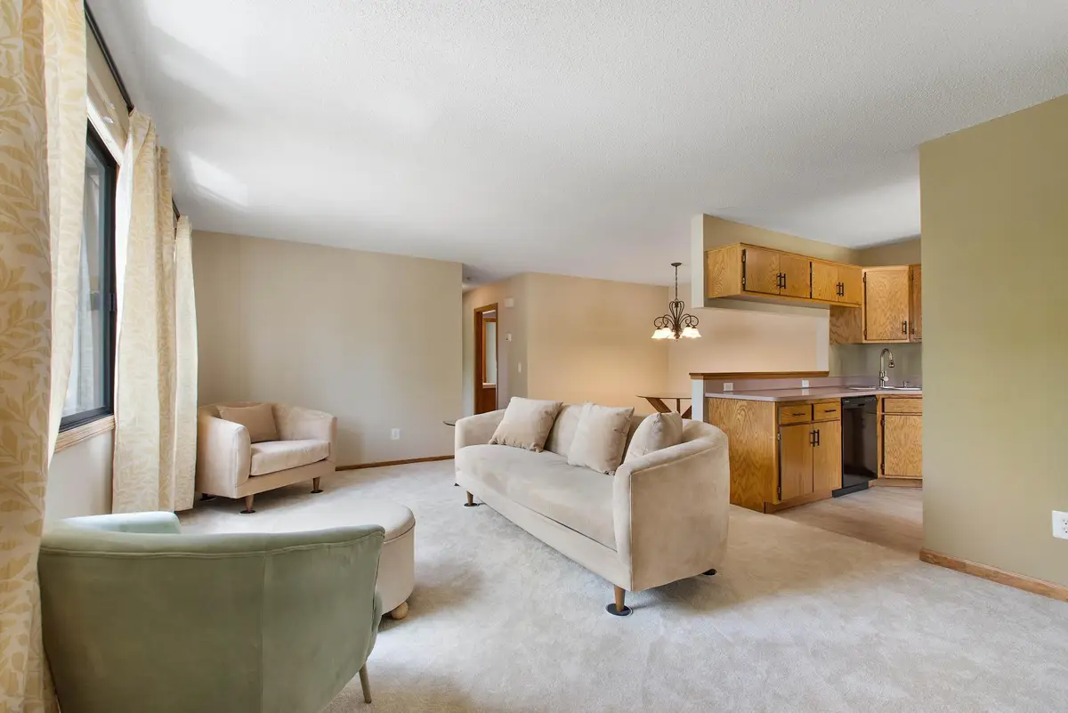7638 13th Street N, Oakdale, MN 55128 - #1
