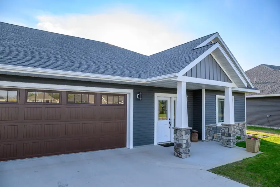 301 Old Glory Drive Ne, Alexandria, MN 56308 - #2